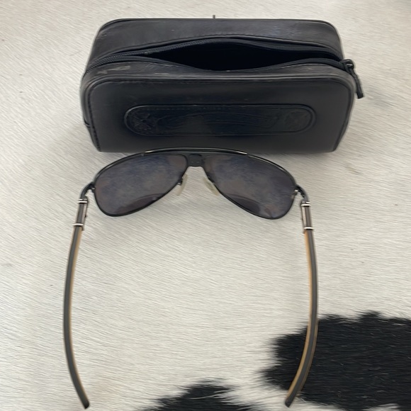 CHROME HEARTS UNISEX SUNGLASSES - Picture 3 of 14